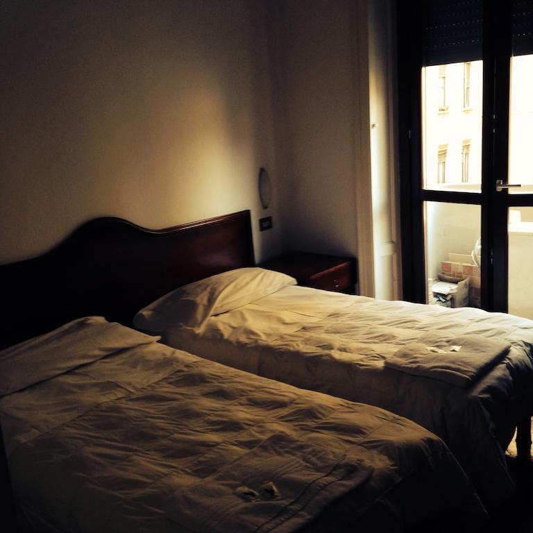 Hotel Medea Milano Phòng bức ảnh